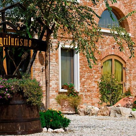 All'Albaro Agriturismo Salizzole Exterior photo