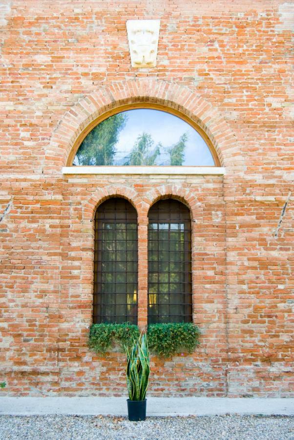 All'Albaro Agriturismo Salizzole Exterior photo